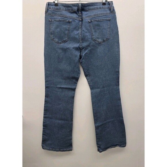 No Boundaries Women's Blue Jeans, Size 17, Regular Fit Boot Cut, Denim (C1) - Picture 2 of 6